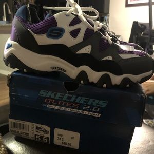 Skechers sneakers